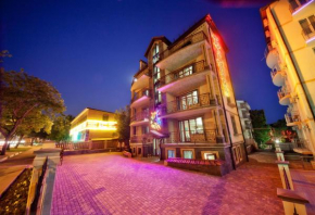 Zhar-Ptitsa Hotel